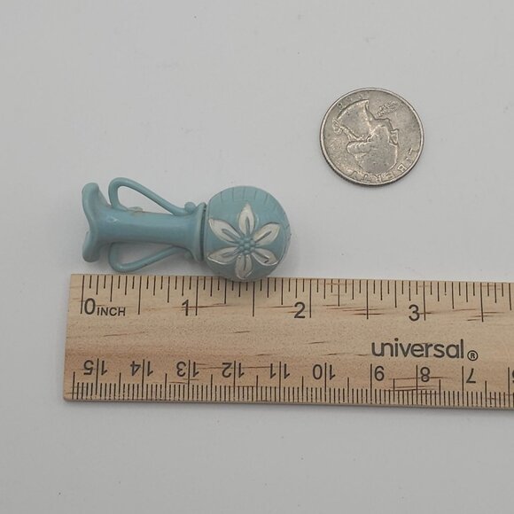 VTG Brooch 1950s MCM Stoneware Figural Floral Vase Pastel Blue White Pin Jewelry - Picture 7 of 9